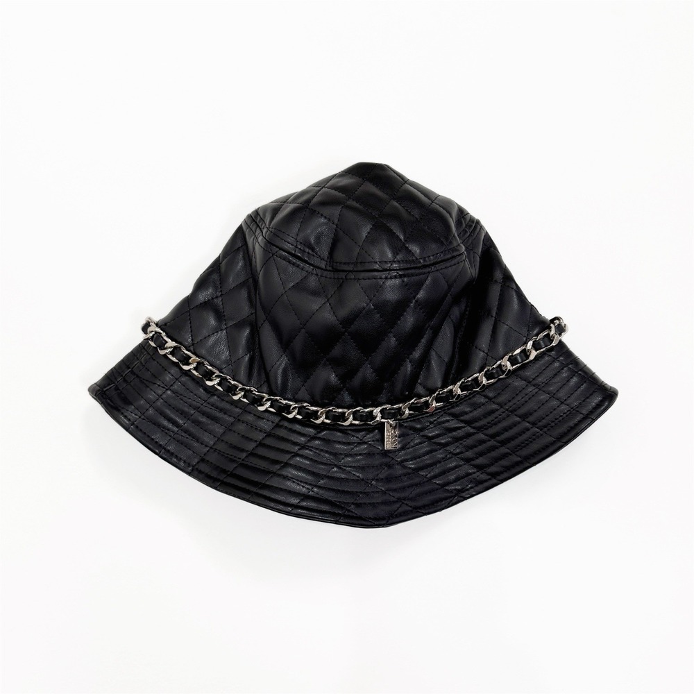 Madden NYC Hat Womens One Size Black Faux Leather Quilted Y2K Bucket Hat Retro